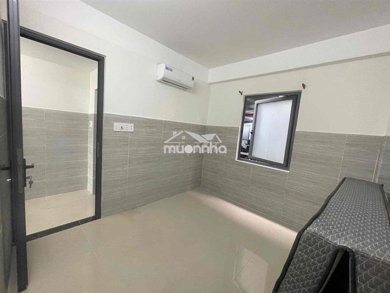 Nguyên căn 3pn2wc 200m2 sân để xe hơi p13 bt