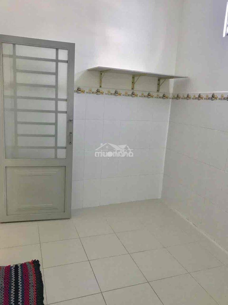 Cho thuê phòng trọ giá rẻ q4
