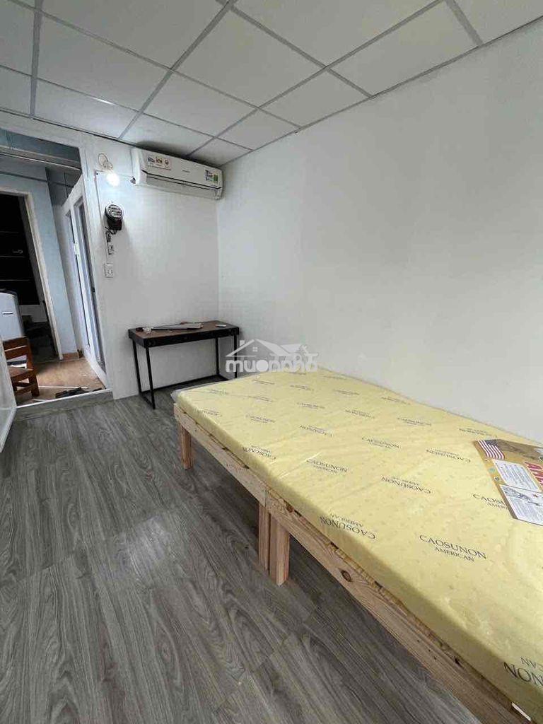 Phòng ban công quận 3 giá rẻ - 2