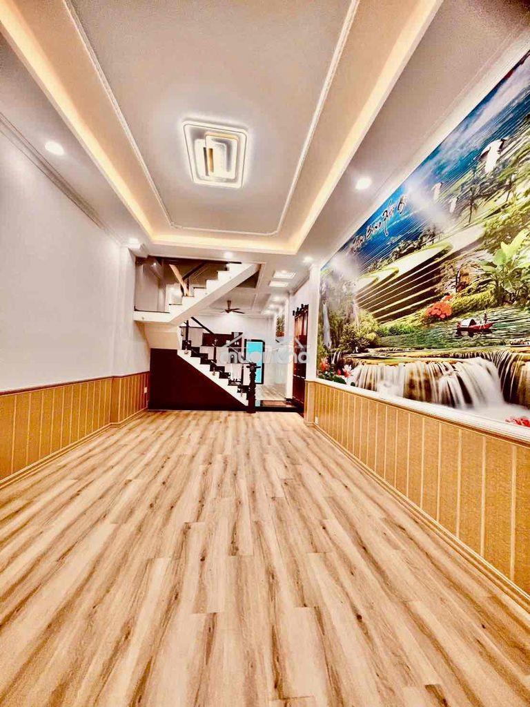 Cho thuê nhà dt 4x20 1trệt 3lầu 5pn 5wc hẻm xe tải gần chợ thạnh xuân
