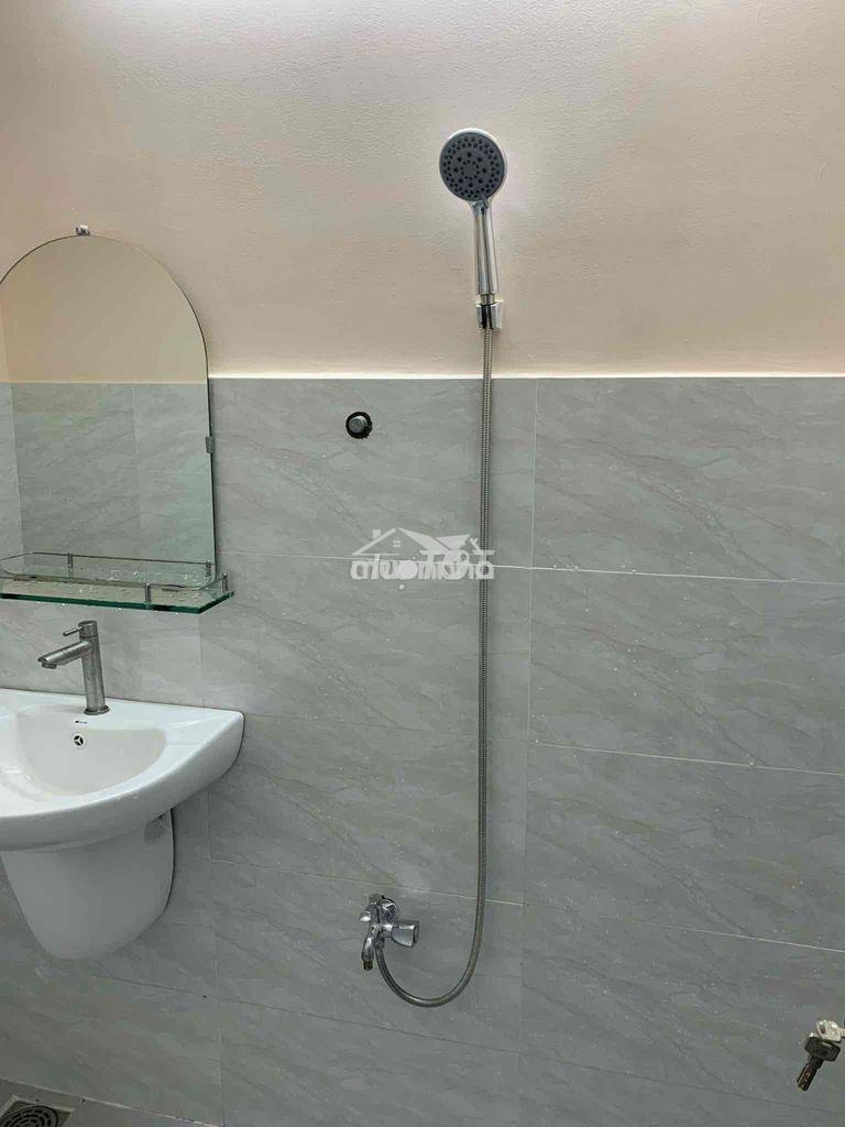 Cho thuê nhà luỹ bán bích phường phú thạnh : 4,3 x 17 m đúc 3 tấm - 2