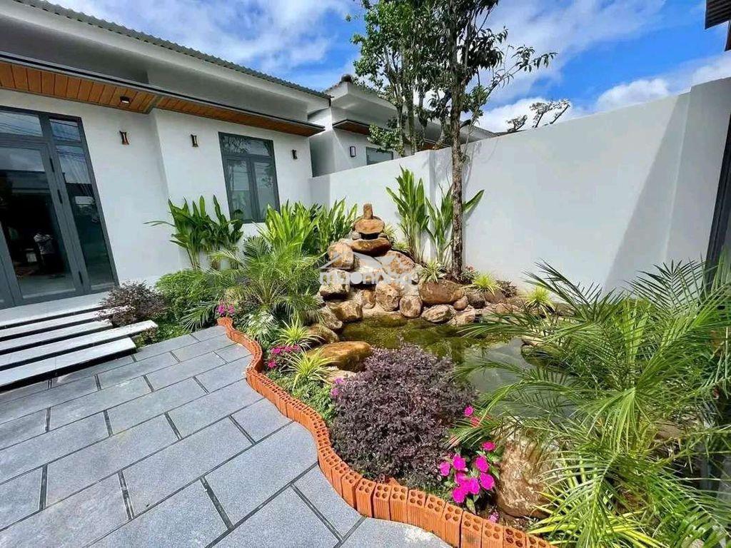 Chủ kẹt tiền muốn bán nhanh căn nhà và mảnh vườn hơn 500m2 - 4
