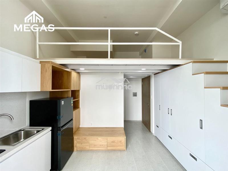 Phòng duplex ban công gác cao/ gần cao đẳng công thương/ vincom quận 9