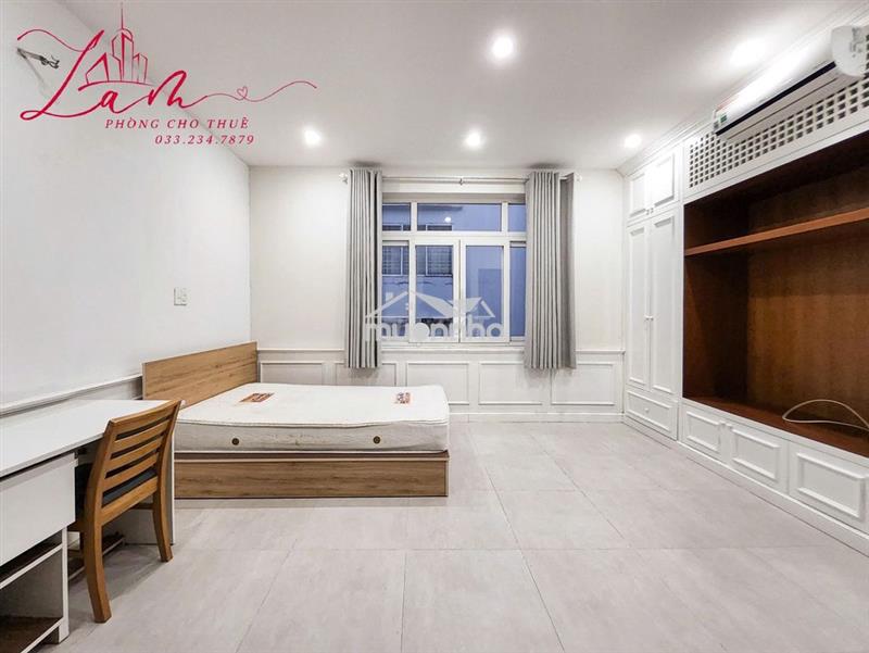 Cho thuê studio cửa sổ lớn (cho nuôi mèo)