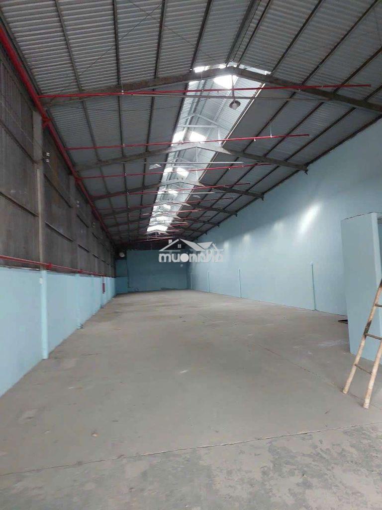 Cho thuê xưởng tổng dt 760m2.pccc tự động,khánh bình ,tân uyên ,bd