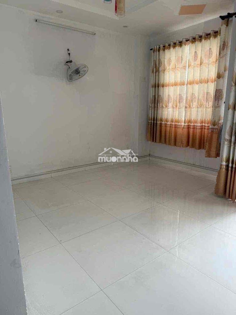 Phòng trọ gần bến xe an suong - 2