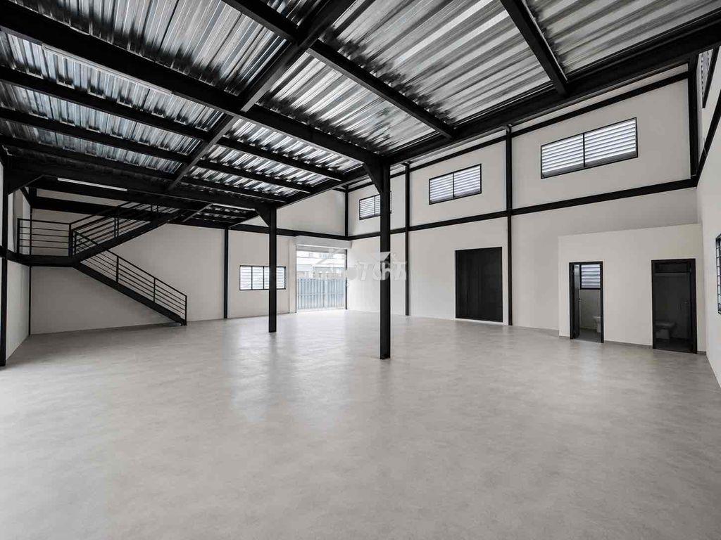 Xưởng kinh dương vương sát tên lửa 300m2 có sẵn 3 máy lạnh - 2