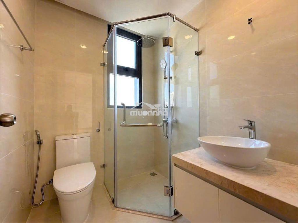 Cho thuê căn 2pn - căn góc - liền kề phú mỹ hưng - 3