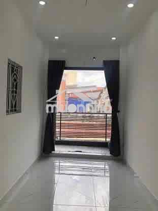 Nhà quận 4 có dòng tiền thuê sẵn - giá 2 tỷ - 4
