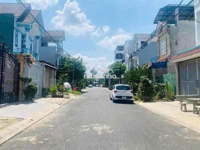 Đất thổ cư cạnh bên cư xã công an tân hiệp cách nguyễn ái quốc chỉ 50m