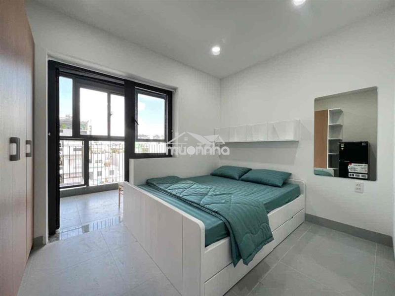 Cho thuê căn hộ ban công phường hoà hưng quận 10 gần vạn hạnh mall