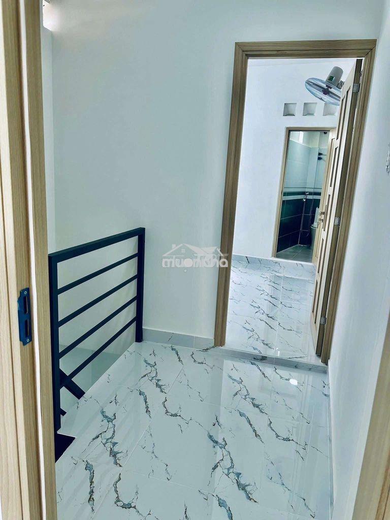🏡 Bán nhà mới hẻm 136 đường nguyễn thị tần p2 q8

 - 4