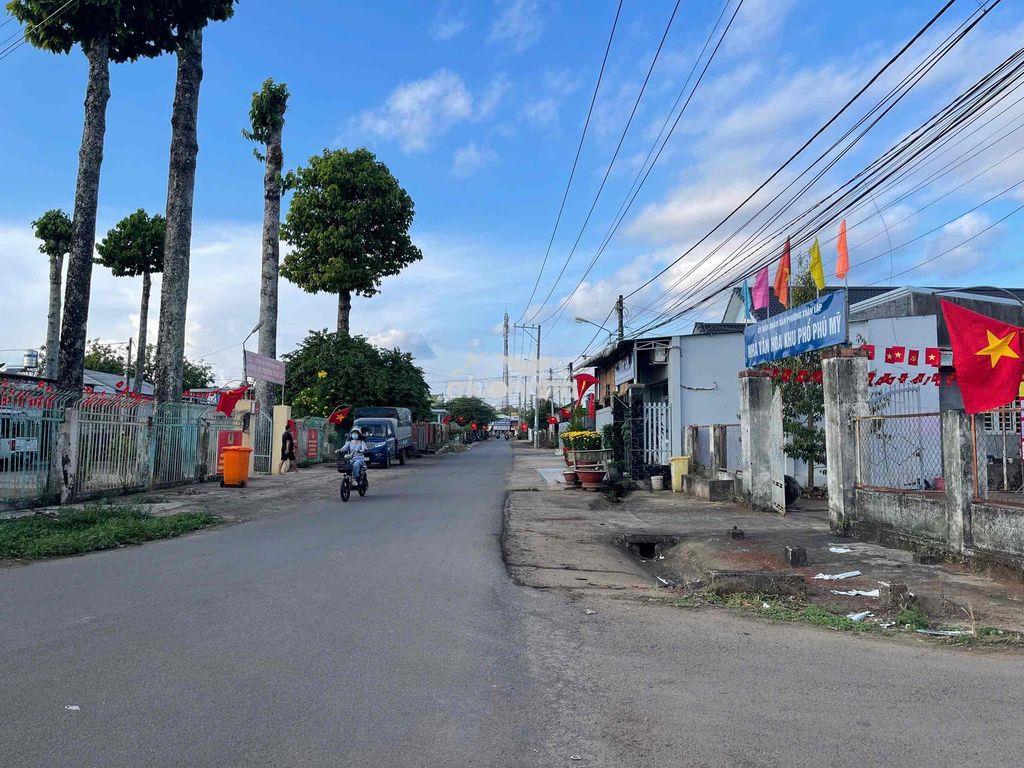1 sào thổ cư sẳn 400m ngay nút giao cao tốc hcm- dg - 2