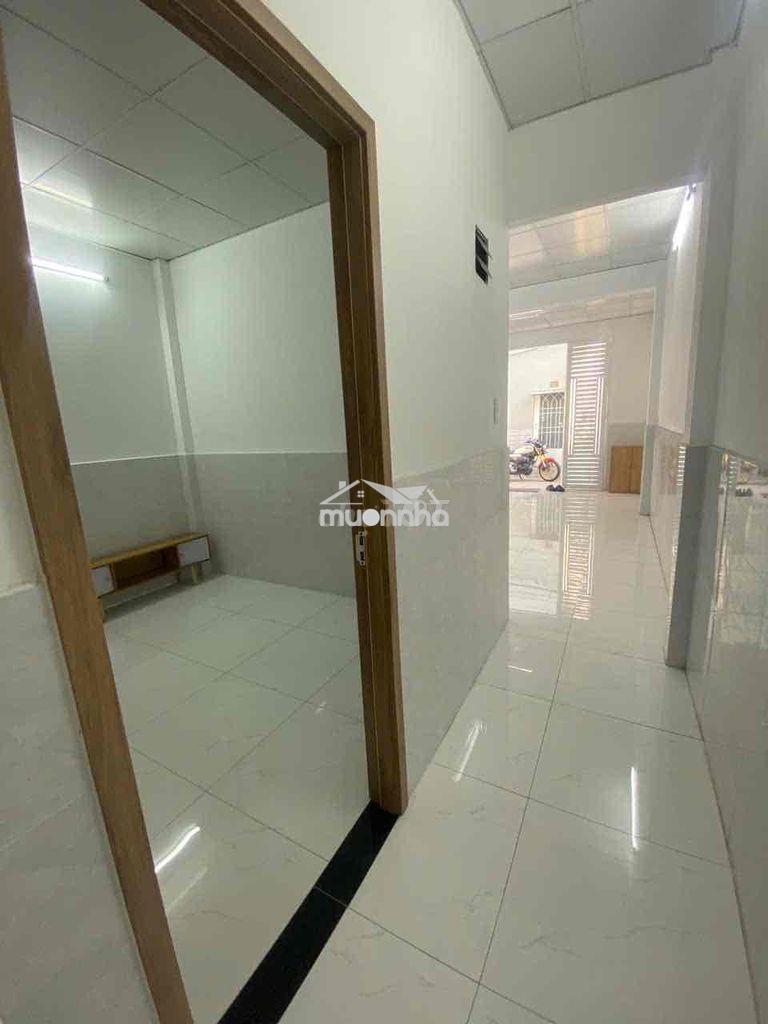 Cho thuê nhà hẻm 6m lê trọng tấn - dt 4x14m 1 trệt 1 lửng 2pn - 3