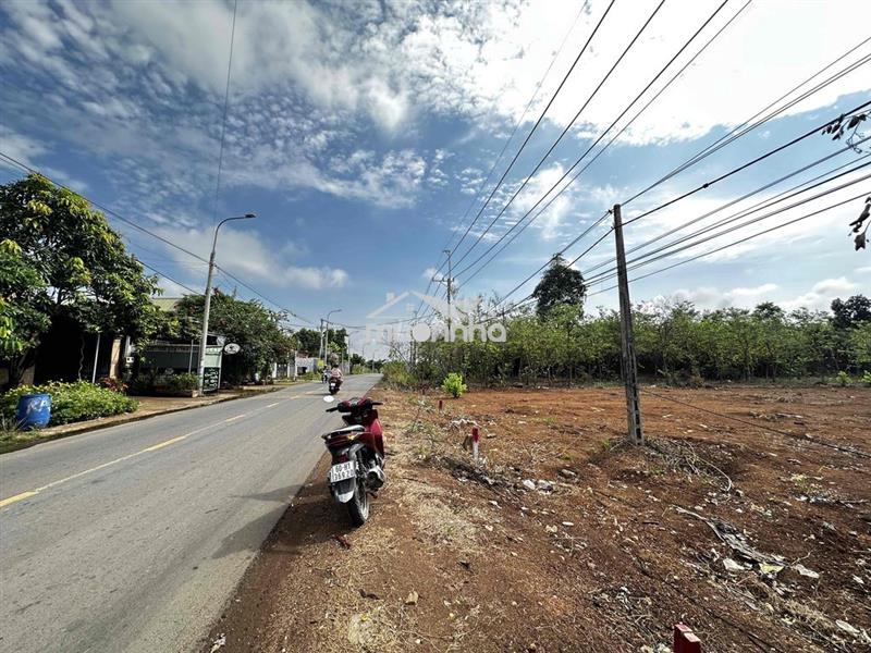 Đất thổ cư - đường chính 20 hưng thịnh - đi sân bay