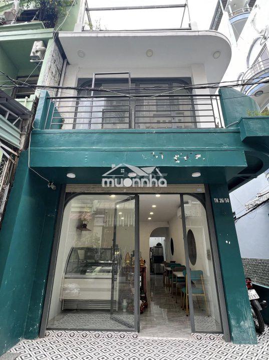 Cc nhà hẻm 6m căn góc trần hưng đạo, q.1 . dt 4,5x13m, 3 lầu, hđt cao