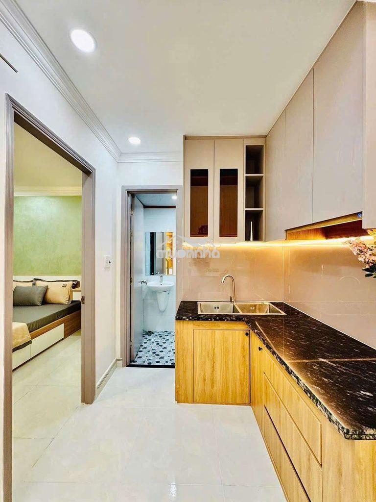 Nhỉnh 5 tỷ có nhà 2 tầng mới đẹp đủ nội thất 70m2 gần làng đại học - 2