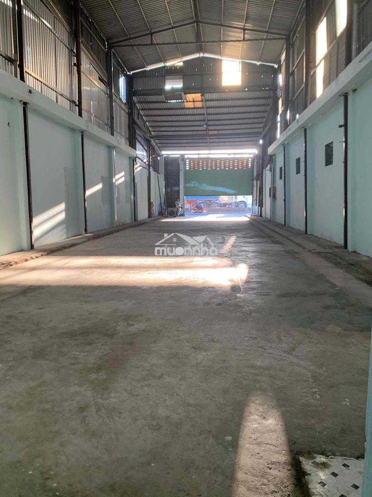 Cho thuê kho xưởng mặt tiền quốc lộ 1a - 3