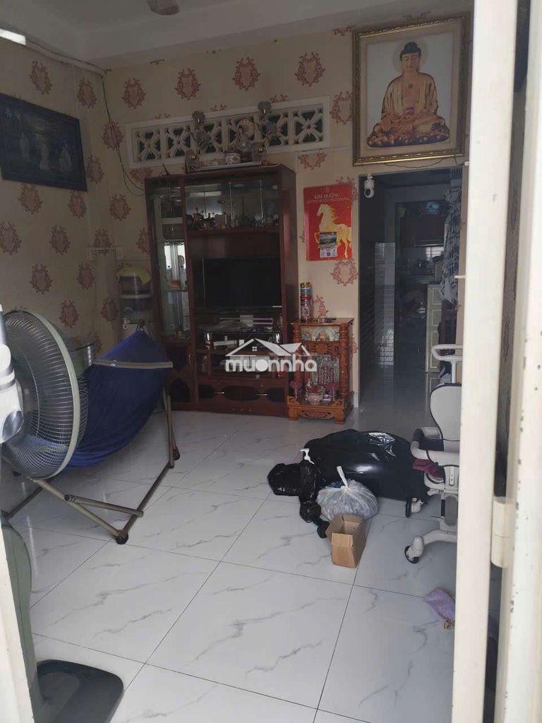 Bán chung cư 212 đoàn văn bơ diện tích 44.4m^2  - 2