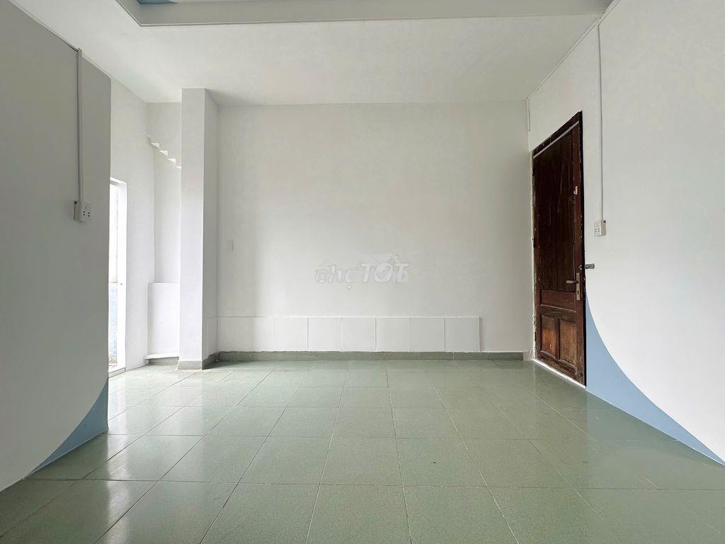 Phòng trọ giá rẻ bancon chỉ 3.5tr/tháng, mt 29 bàu cát 6 q. tân bình - 3