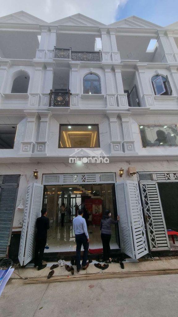 Nhà mặt phố phú định 