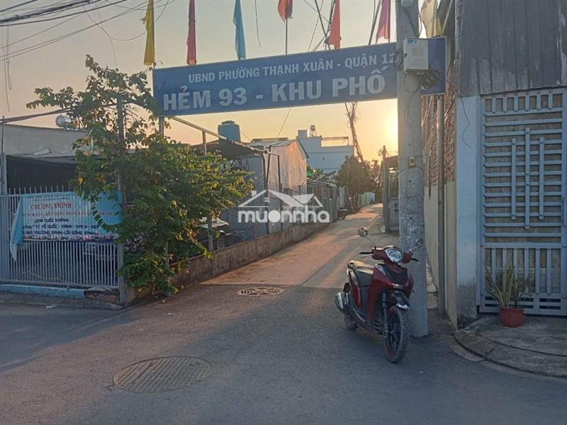 Nhà 3,3x5m hẻm thông trước nhà 2,8 ra 9m là hẻm xe tải