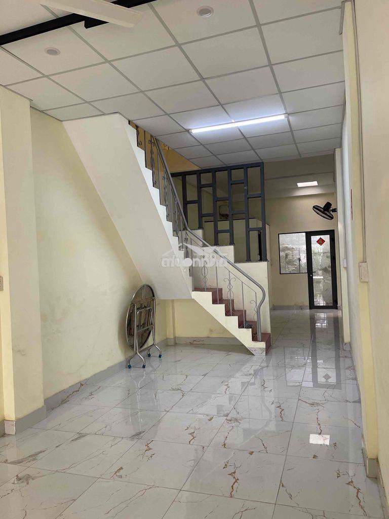 Nhà vuông vức q6 . - 2