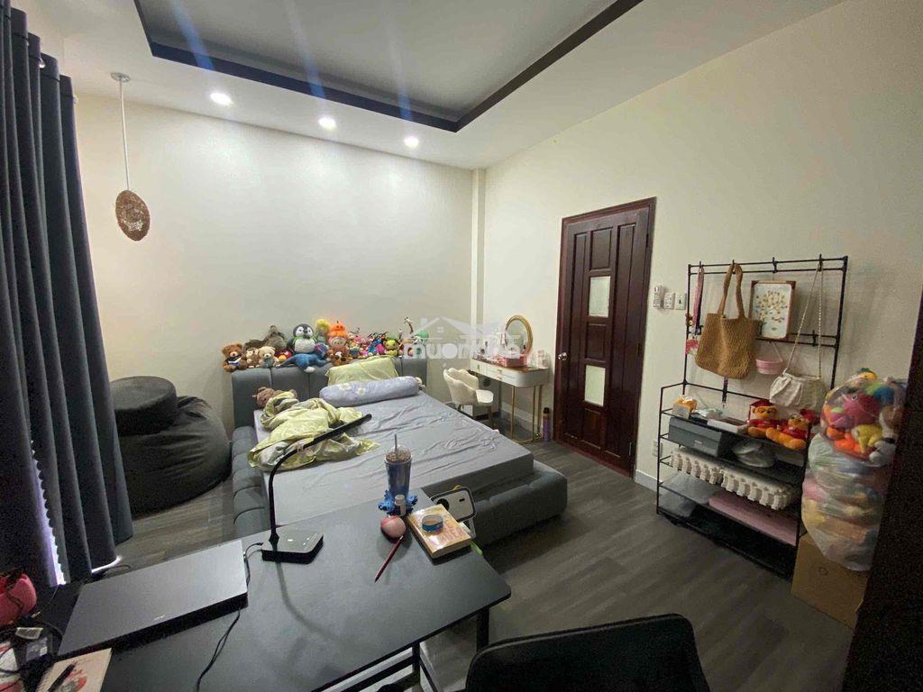Bán nhà chính chủ - gần hxh cmt8 p11 quận 3 - 5 tầng - 3pn - hơn 6 tỷ - 4