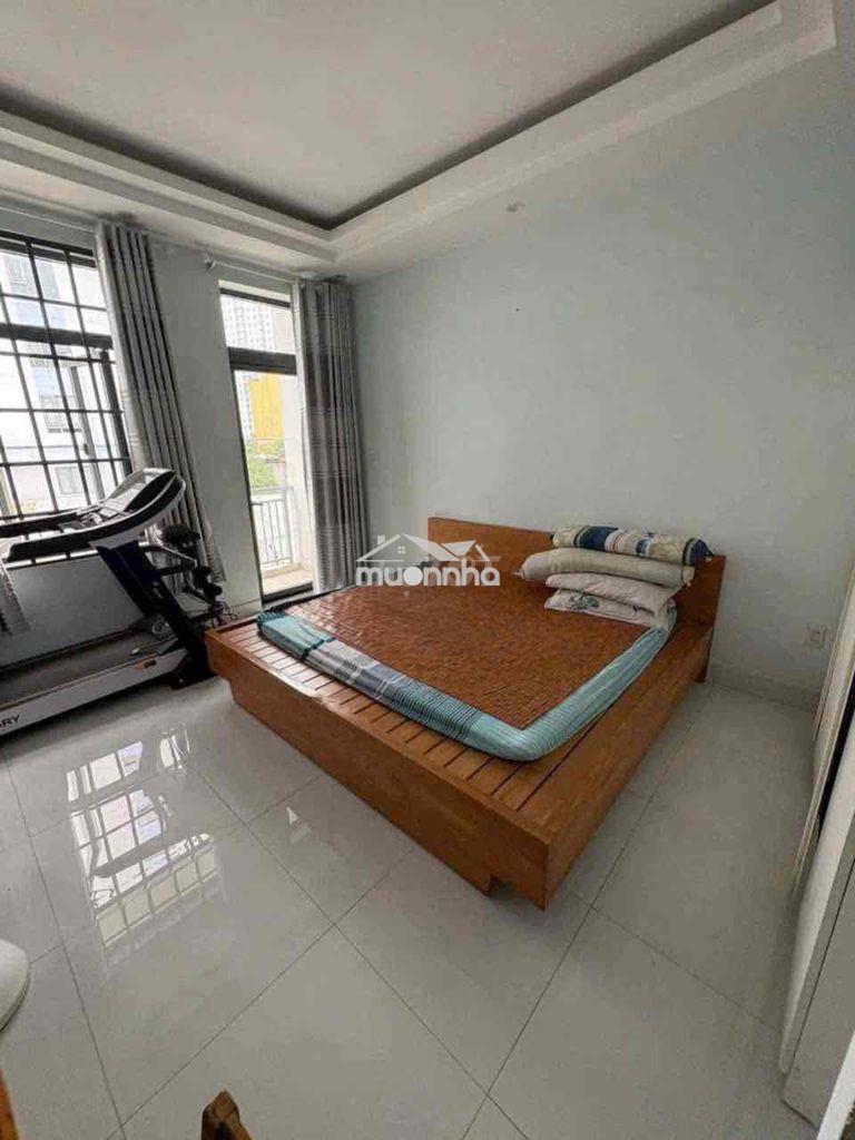Cho thuê nhà đẹp-4x10-3pn+ 5wc- có máy lạnh- p16,q8- 10tr - 3