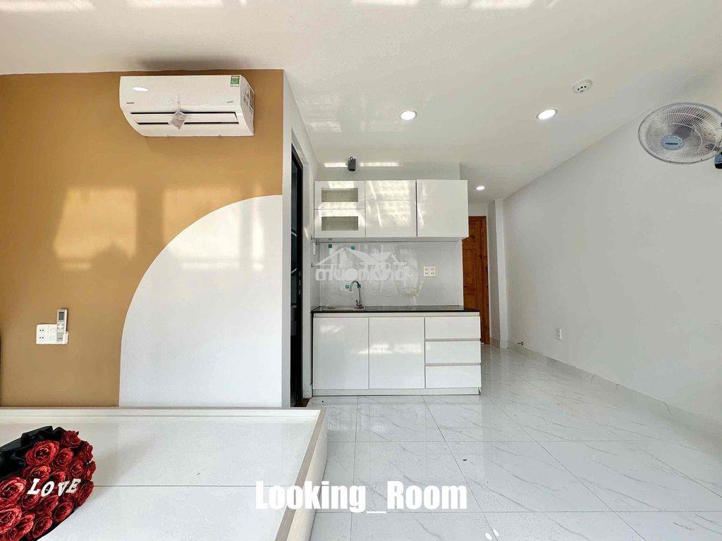 Studio cửa sổ - ngay luỹ bán bích - full nội thất - trống sẳn - 3