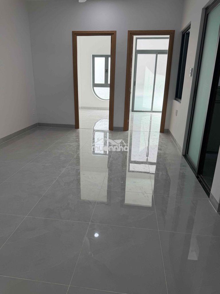 Cho thuê nhà mới 100% nội thất cơ bản - 2