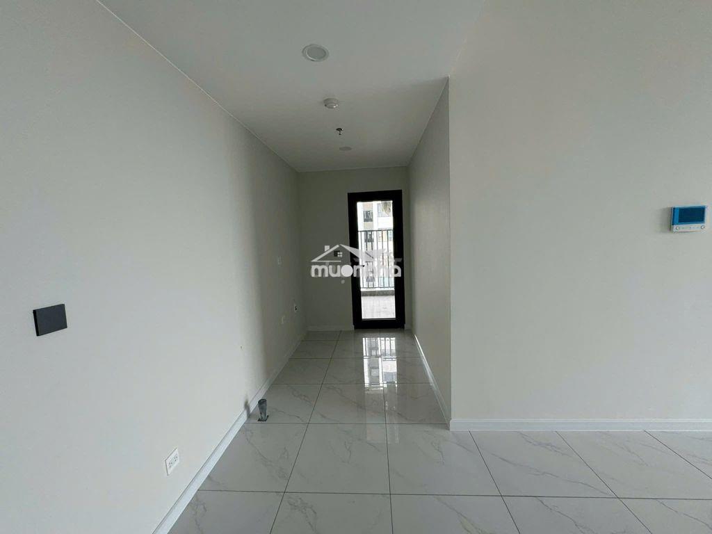 Cần cho thuê căn góc 2pn-2wc tầng cao, view hồ bơi, tòa smarthome - 2