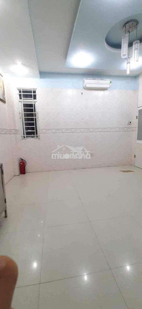 Phòng trọ 25m2. hẻm xe hơi đậu trước nhà - 2