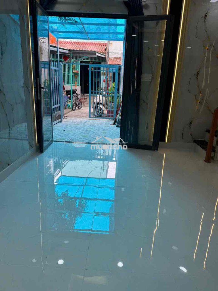 Mặt tiền hẻm 391 huỳnh tấn phát hẻm thẳng 1 trục 3m