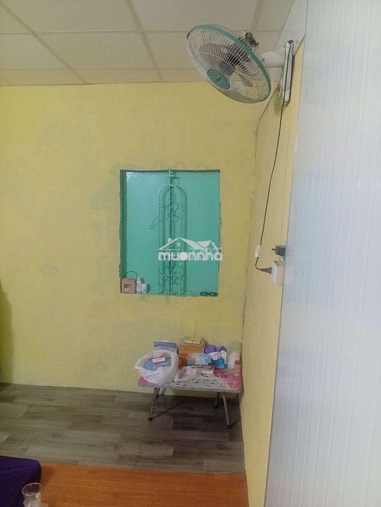 Cho nữ thuê phòng trên gác nội thất cơ bản  - 4
