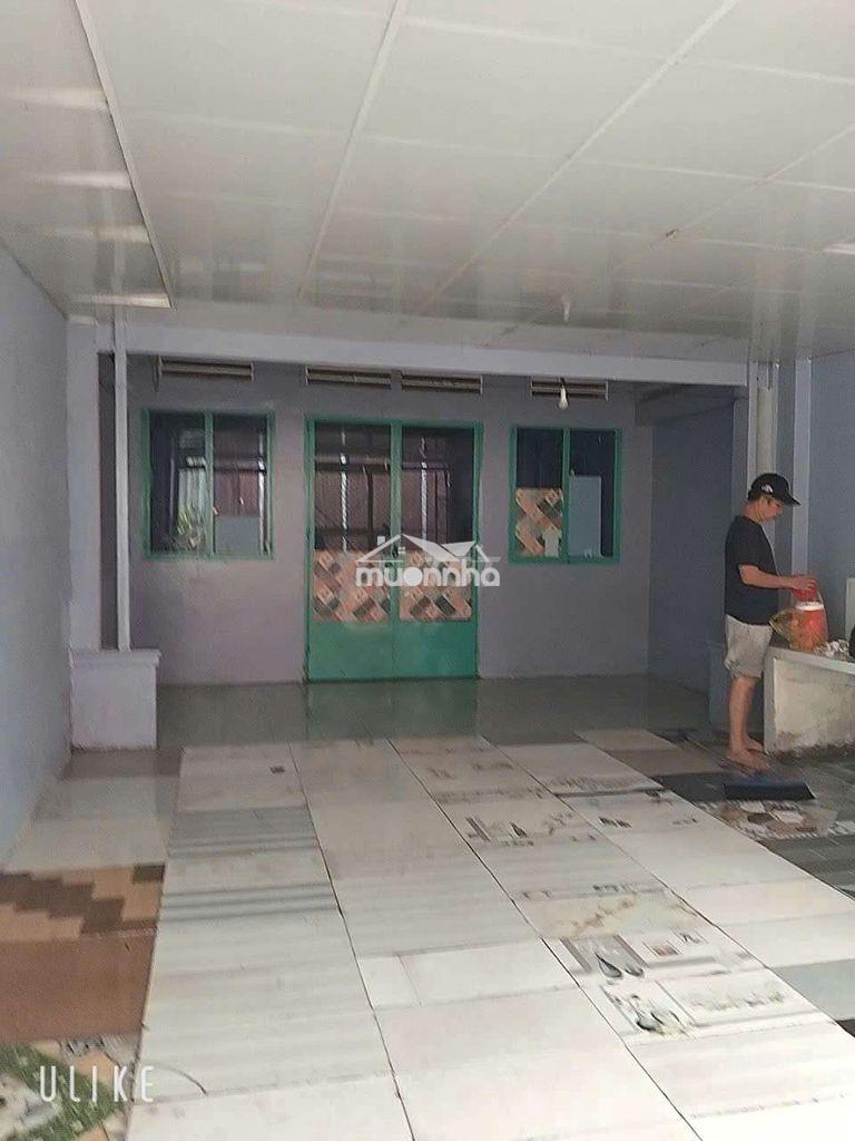 Cho thuê nhà 150m2 - 3