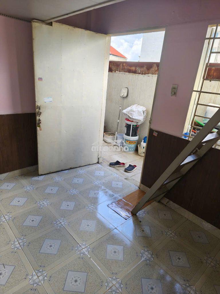 Nhà thủ đức khu vực an ninh, thoáng mát cho thuê - 4