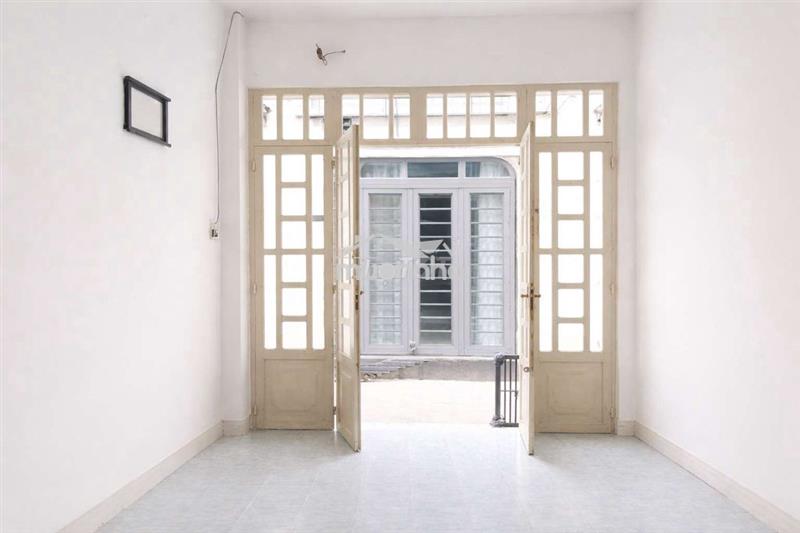 Nhà gần mt phan đăng lưu p1 bình thạnh