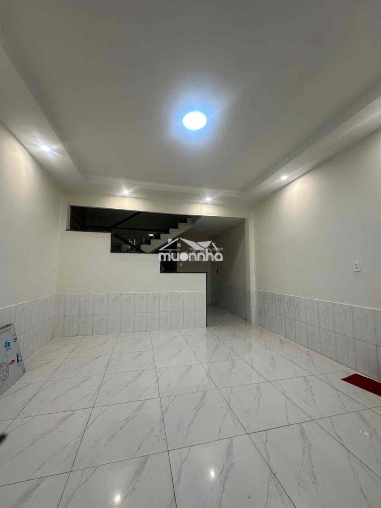 Bán nhà tạ quang bửu- ttq8- ngang 4.4m, nở hậu. 3pn. hơn 5 tỷ