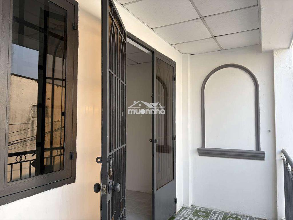 Bán gấp nhà gần chợ lê thị ngay, 4x10, lầu suốt, bancon, hẻm thông 4m - 3