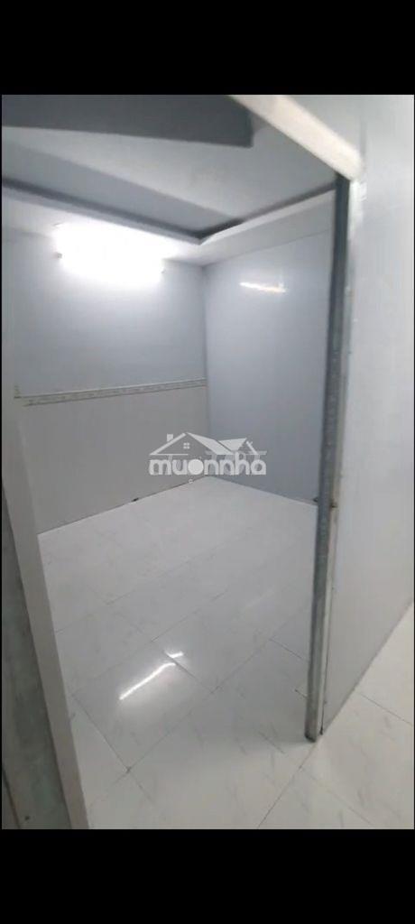 Cho thuê nhà nguyên căn 4*10 3pn 1 tolet