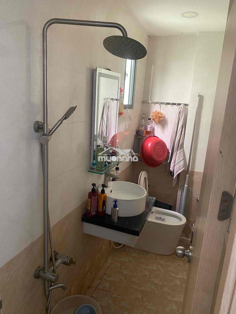 Phòng trong nhà nguyên căn cách iuh 5’ đi bộ - 4