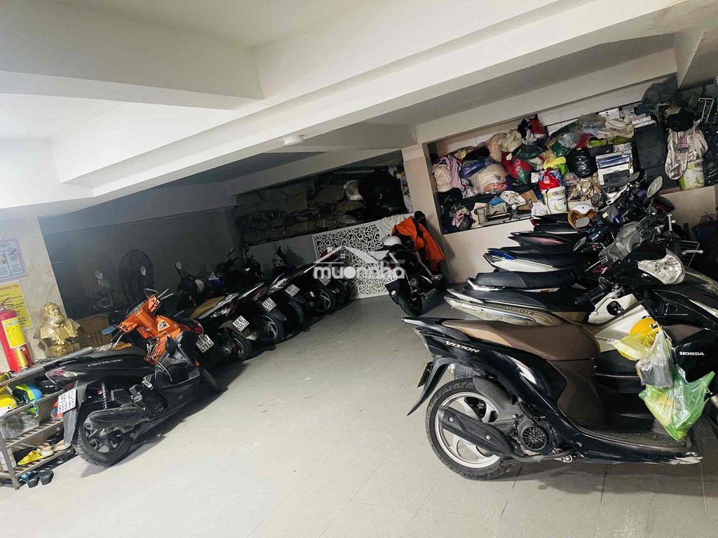 Còn 1 phòng trống tháng 8 ngay đại học luật , ql13 , gigamall - 4
