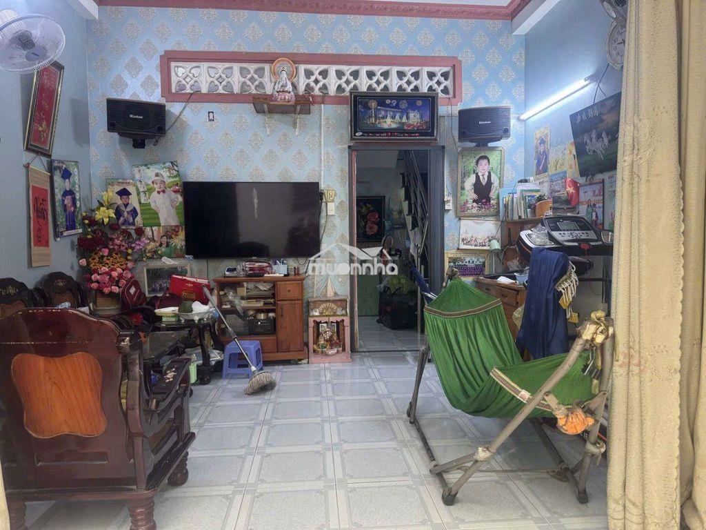 3,4 tỷ - nhà 2 tầng, ngay lê văn việt,
ngay dh gtvt, đg làng tăng phú - 2