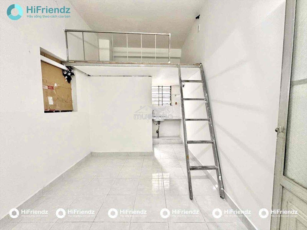 Phòng gác giá rẻ giáp quận 10 / vòng xoay lê đại hành / đh bách k - 2