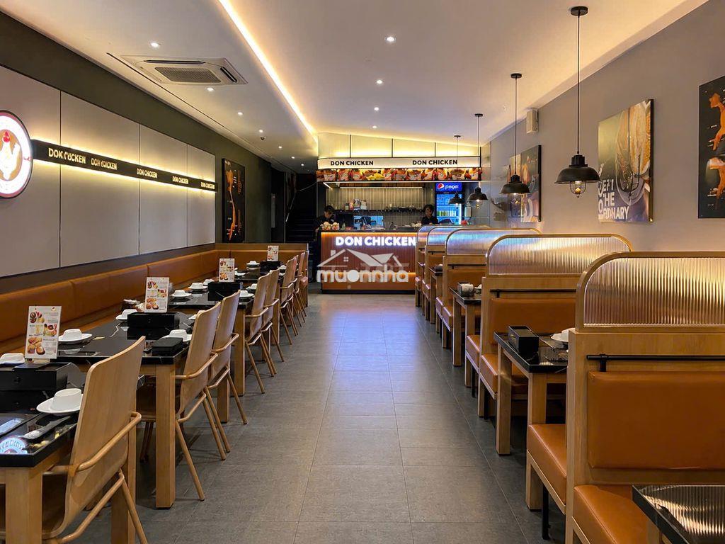 Cho thuê góc 2 mặt tiền 200m2 trung tâm quận tân phú - 3