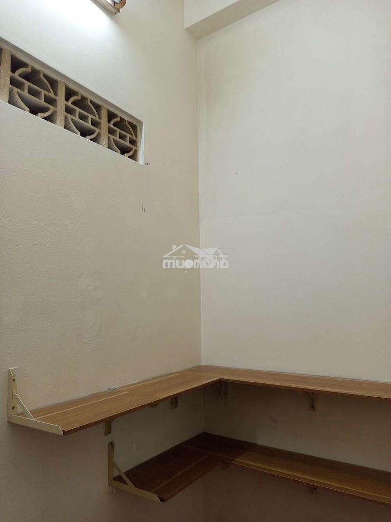 Phòng trọ giá rẻ 1 triệu rưỡi ở quận 1 đối diện đài truyền hình tphcm - 3