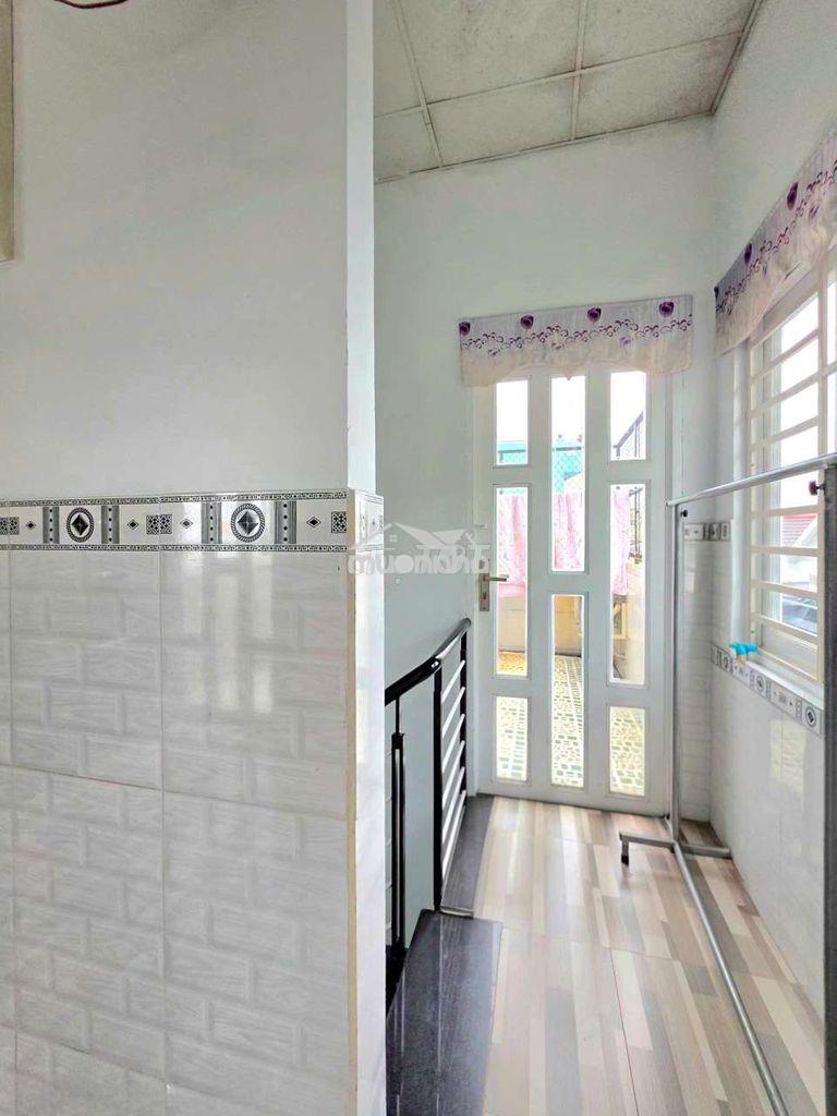 Căn góc 2 mặt tiền hẻm 3m kinh doanh 3 tầng 3 tỷ 860 - 3