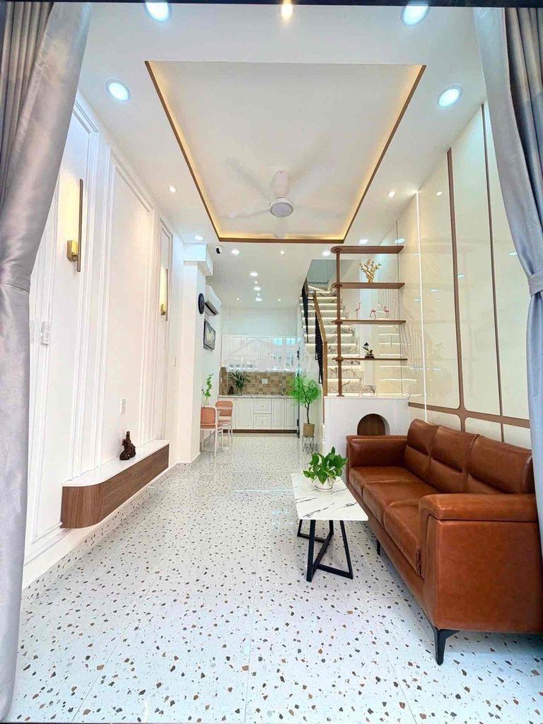 Bán nhà 5 tầng- dts: 100m2 - hẻm thông- ngay huỳnh văn bán - phú nhuận - 3