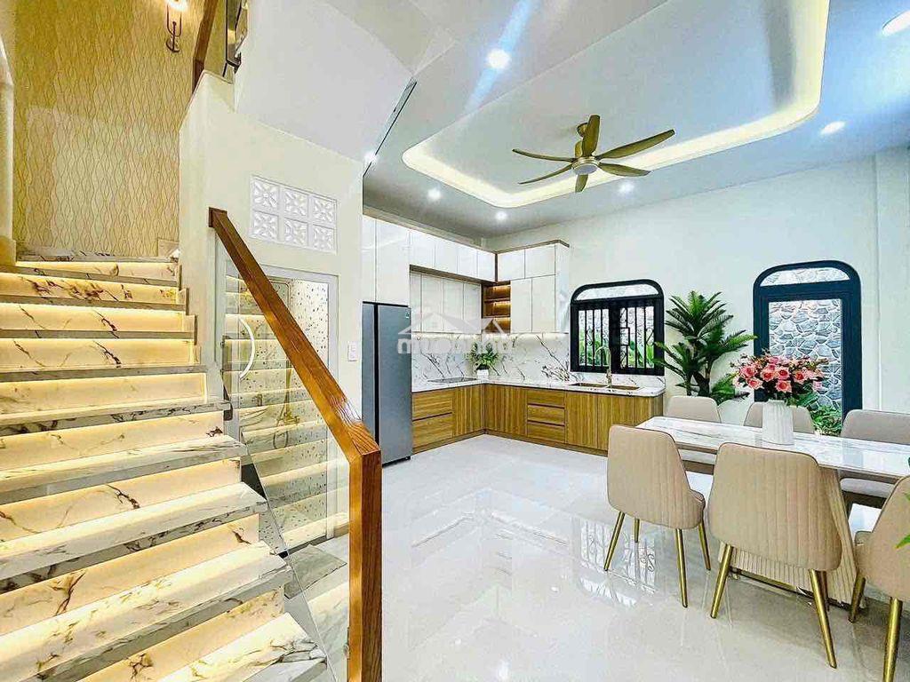 Bán nhanh siêu phẩm nhà đẹp chỉ 8,x tỷ đường ô tô - 3